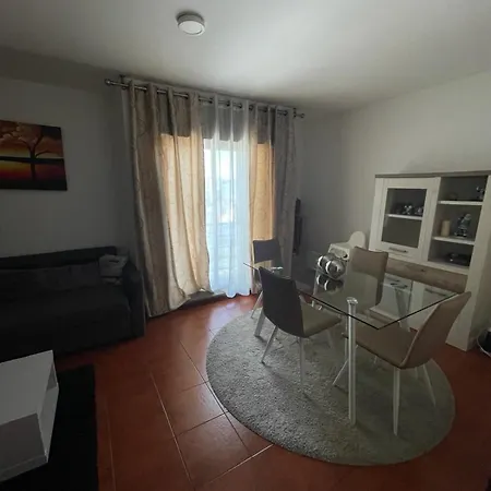 Flat4u Паредеш